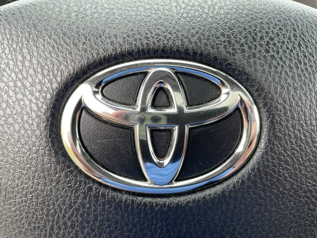 Toyota RAV4 XLE | Heated Seats | Keyless | Backup Cam 2016 à Saint John, Nouveau-Brunswick - 25 - w1024h768px