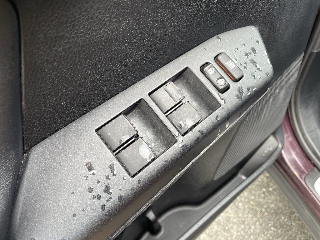Toyota RAV4 XLE | Heated Seats | Keyless | Backup Cam 2016 à Saint John, Nouveau-Brunswick - 21 - w1024h768px