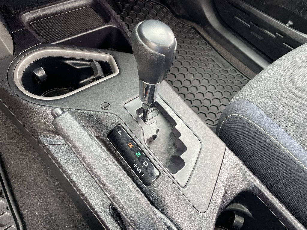 Toyota RAV4 XLE | Heated Seats | Keyless | Backup Cam 2016 à Saint John, Nouveau-Brunswick - 35 - w1024h768px