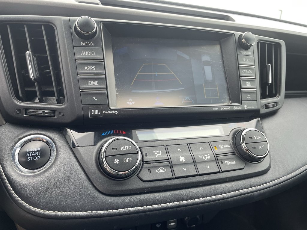 2017 Toyota RAV4 Limited | MOONROOF | NAV | LEATHER | CAM in Saint John, New Brunswick - 32 - w1024h768px