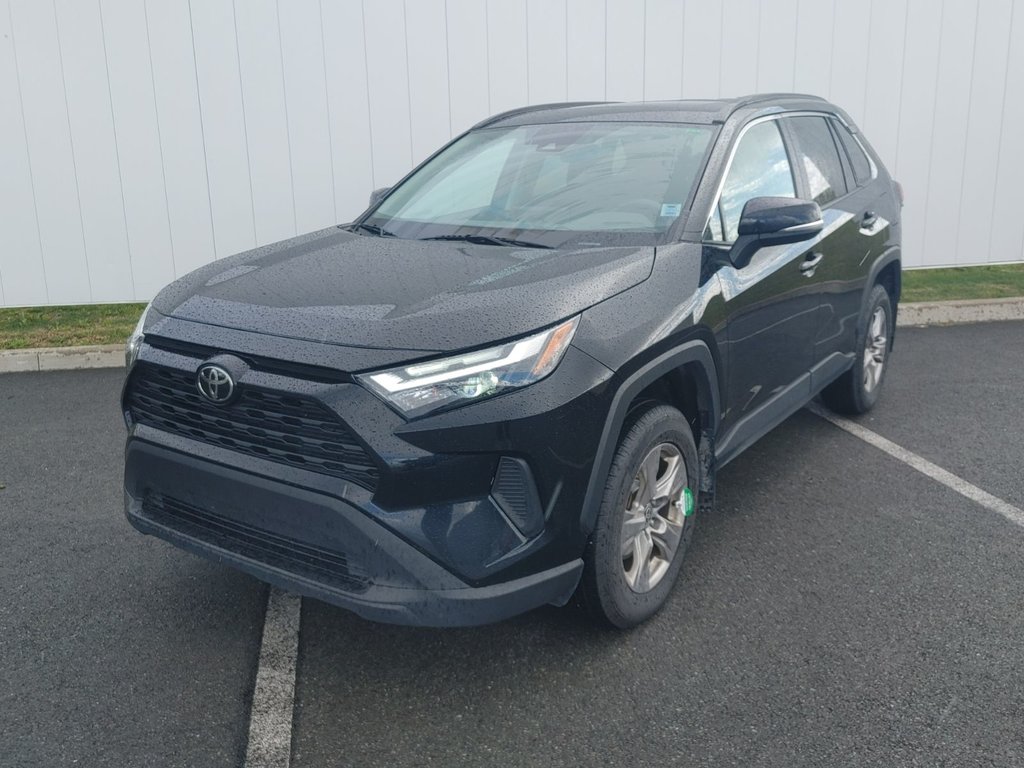 2022  RAV4 XLE | Cam | USB | HtdSeats | Warranty to 2027 in Saint John, New Brunswick - 3 - w1024h768px