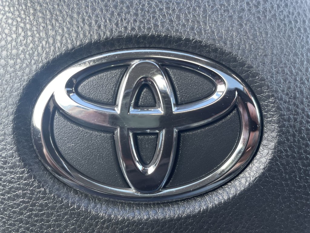 2022 Toyota RAV4 XLE | Keyless | Backup Cam | USB | Warranty to2027 in Saint John, New Brunswick - 25 - w1024h768px
