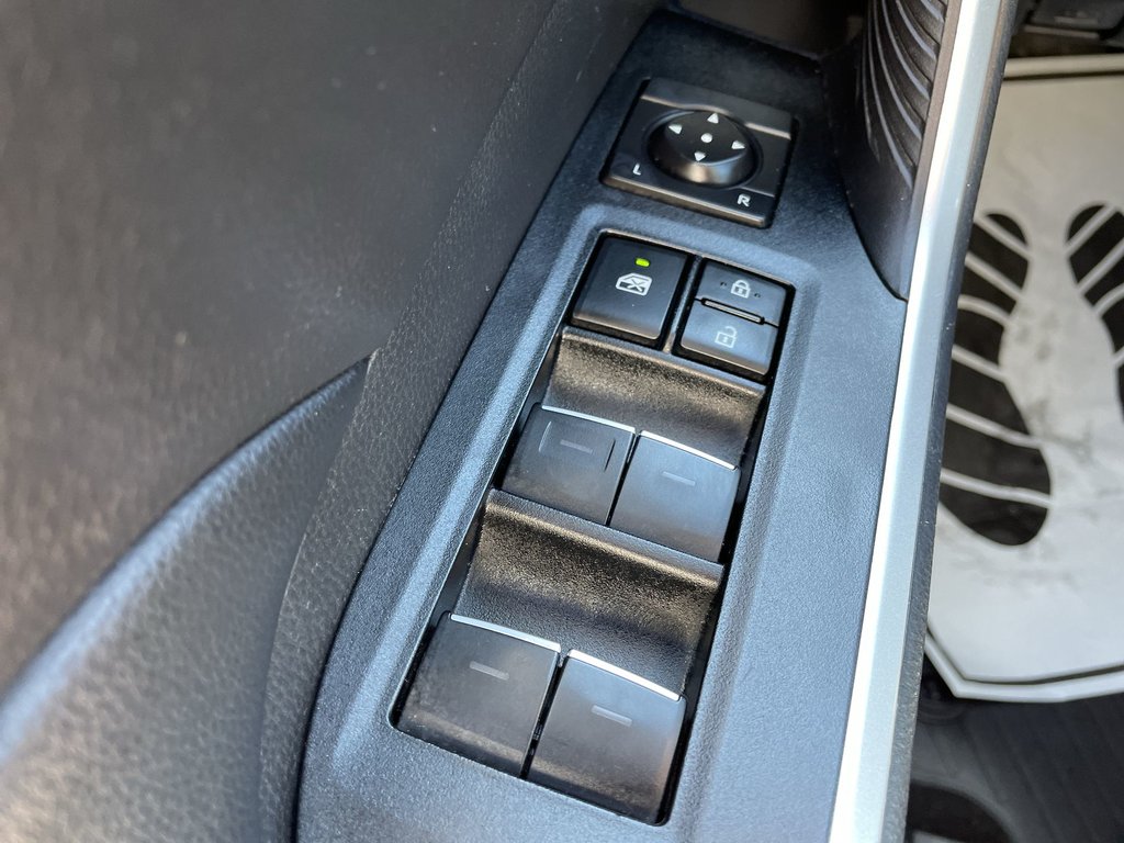 2023 Toyota RAV4 XLE | Cam | Htd Seats | USB | Warranty to 2028 in Saint John, New Brunswick - 21 - w1024h768px
