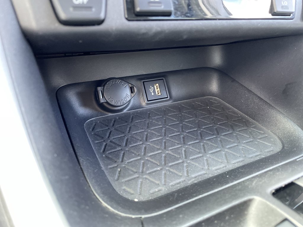 2025 Toyota RAV4 XLE | Sunroof | Htd Seats | USB | Warranty to 2029 in Saint John, New Brunswick - 34 - w1024h768px