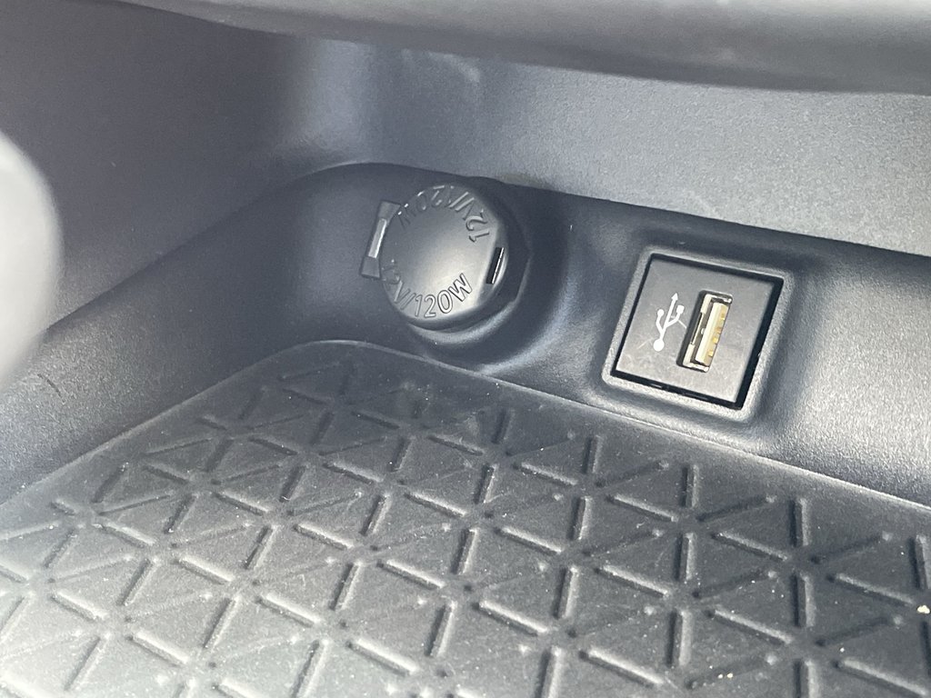 2025 Toyota RAV4 XLE | Sunroof | Htd Seats | USB | Warranty to 2029 in Saint John, New Brunswick - 51 - w1024h768px