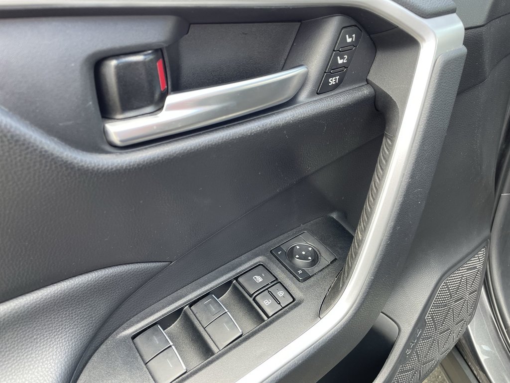 2025 Toyota RAV4 XLE | Sunroof | Htd Seats | USB | Warranty to 2029 in Saint John, New Brunswick - 21 - w1024h768px