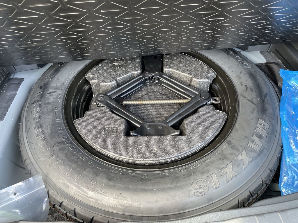 2025 Toyota RAV4 XLE | Sunroof | Htd Seats | USB | Warranty to 2029 in Saint John, New Brunswick - 44 - w1024h768px