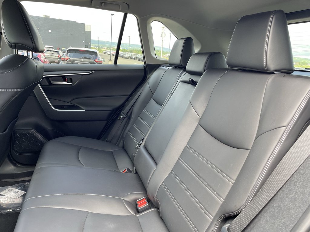 2025 Toyota RAV4 XLE | Sunroof | Htd Seats | USB | Warranty to 2029 in Saint John, New Brunswick - 38 - w1024h768px