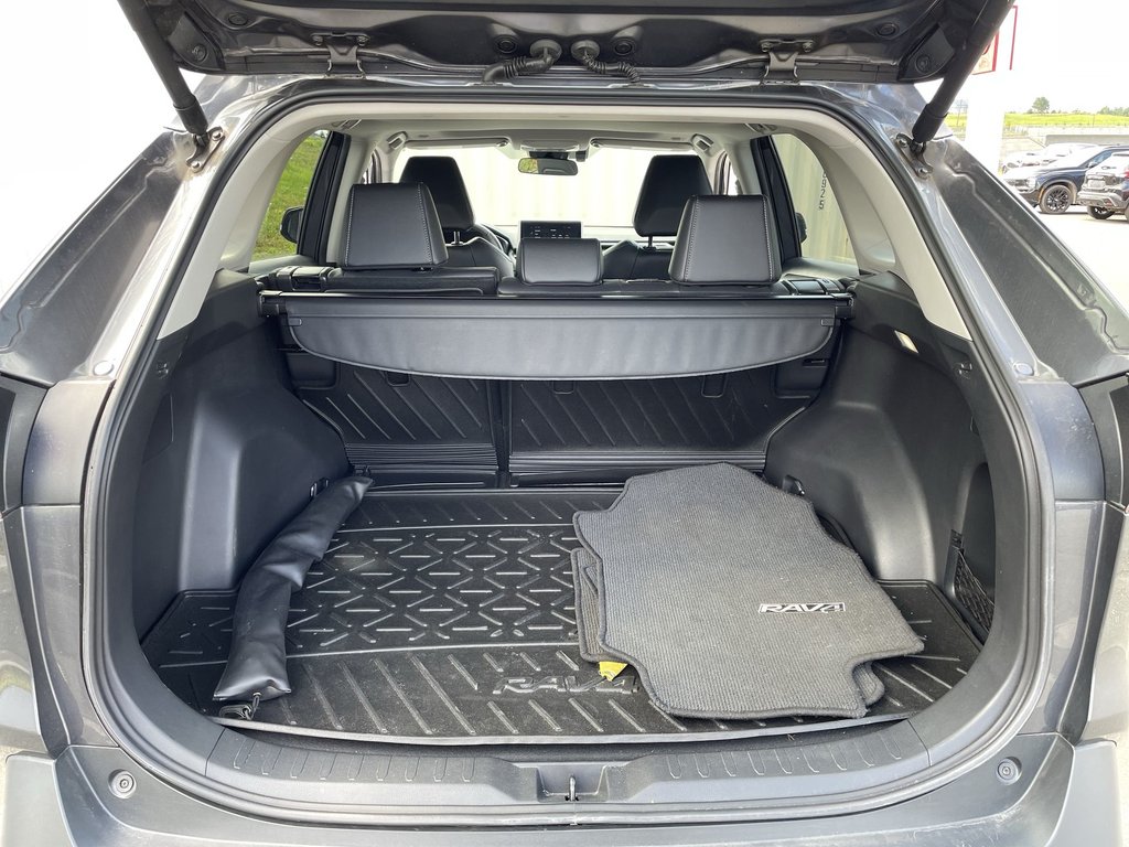 2025 Toyota RAV4 XLE | Sunroof | Htd Seats | USB | Warranty to 2029 in Saint John, New Brunswick - 42 - w1024h768px