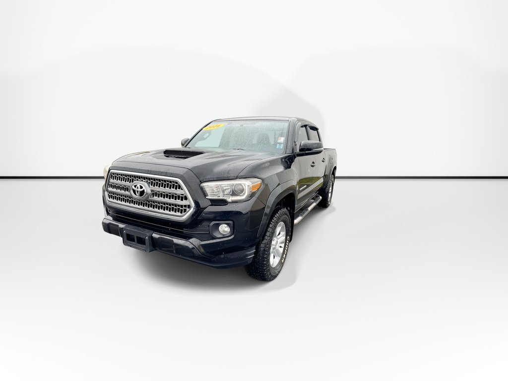 2016 Toyota TACOMA TRD OFF ROAD | Keyless | Fog Lamps | USB in Saint John, New Brunswick - 7 - w1024h768px