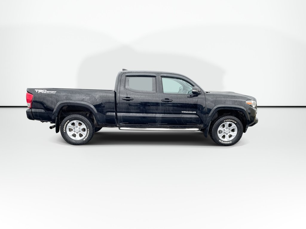 2016 Toyota TACOMA TRD OFF ROAD | Keyless | Fog Lamps | USB in Saint John, New Brunswick - 4 - w1024h768px