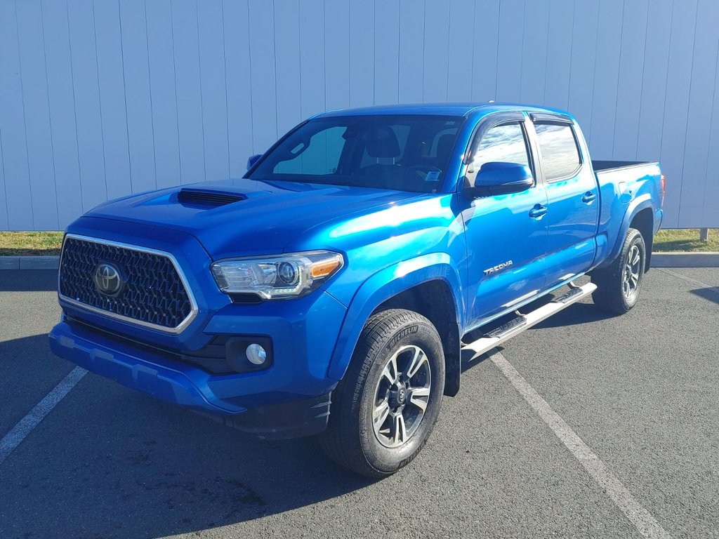 2018  Tacoma SR5 | Cam | USB | Bluetooth | Keyless | Cruise in Saint John, New Brunswick - 2 - w1024h768px