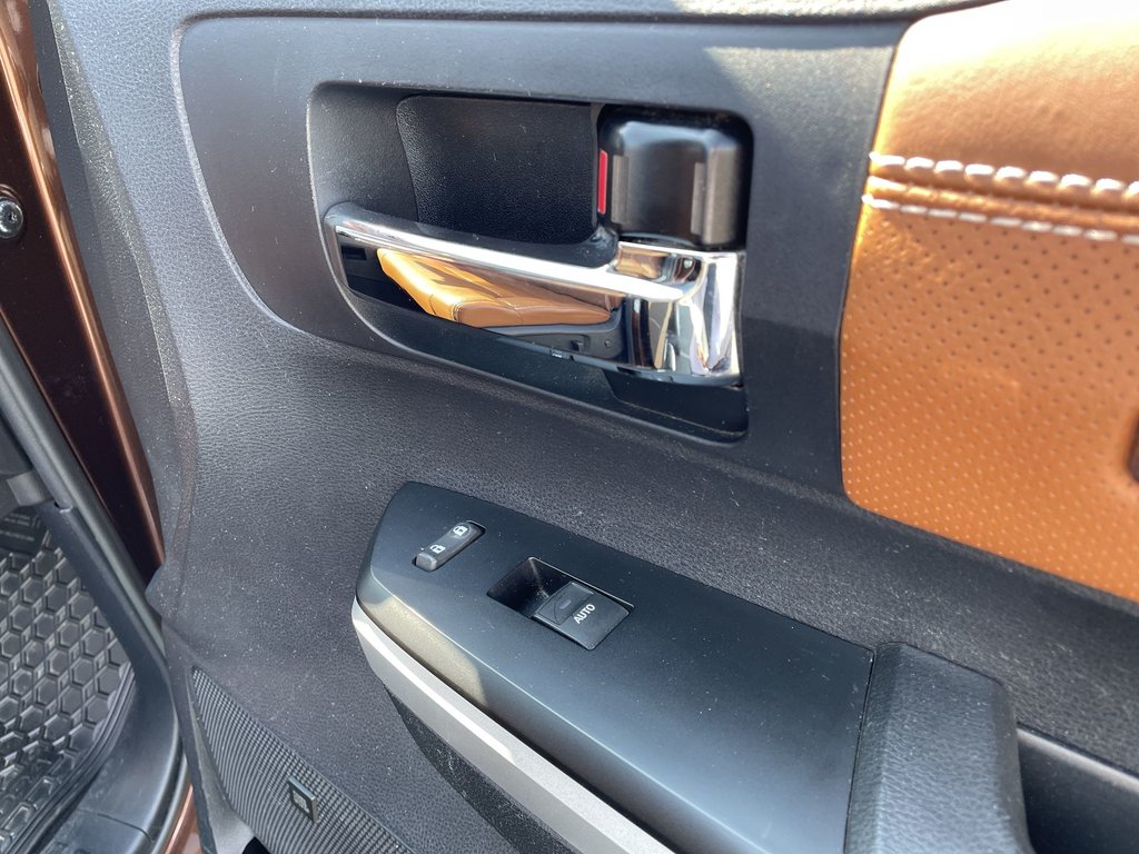 2015 Toyota TUNDRA in Antigonish, Nova Scotia - 52 - w1024h768px
