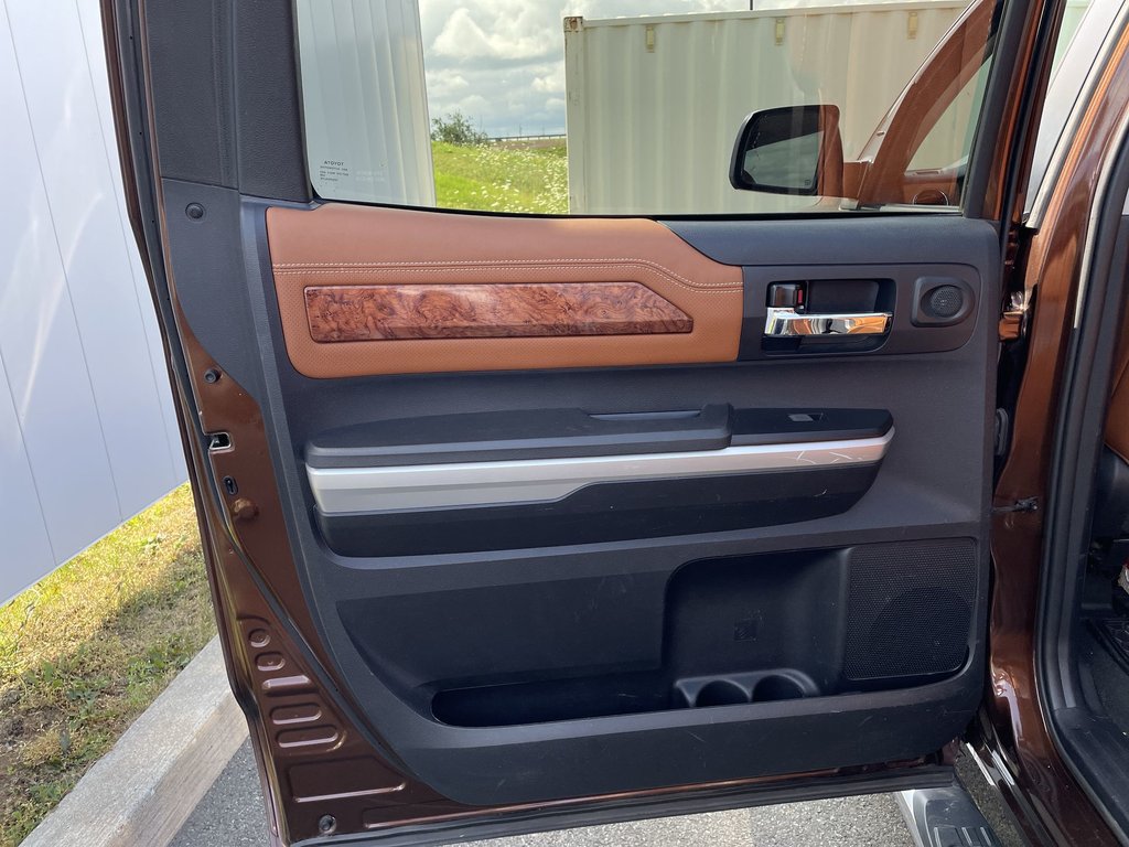 2015 Toyota TUNDRA in Antigonish, Nova Scotia - 41 - w1024h768px