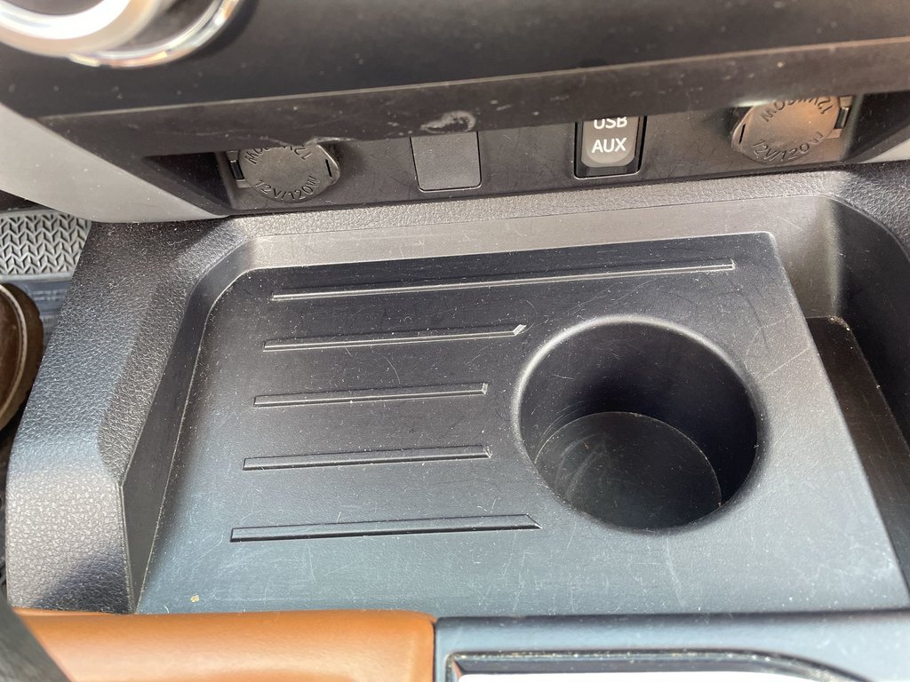 2015 Toyota TUNDRA in Antigonish, Nova Scotia - 34 - w1024h768px