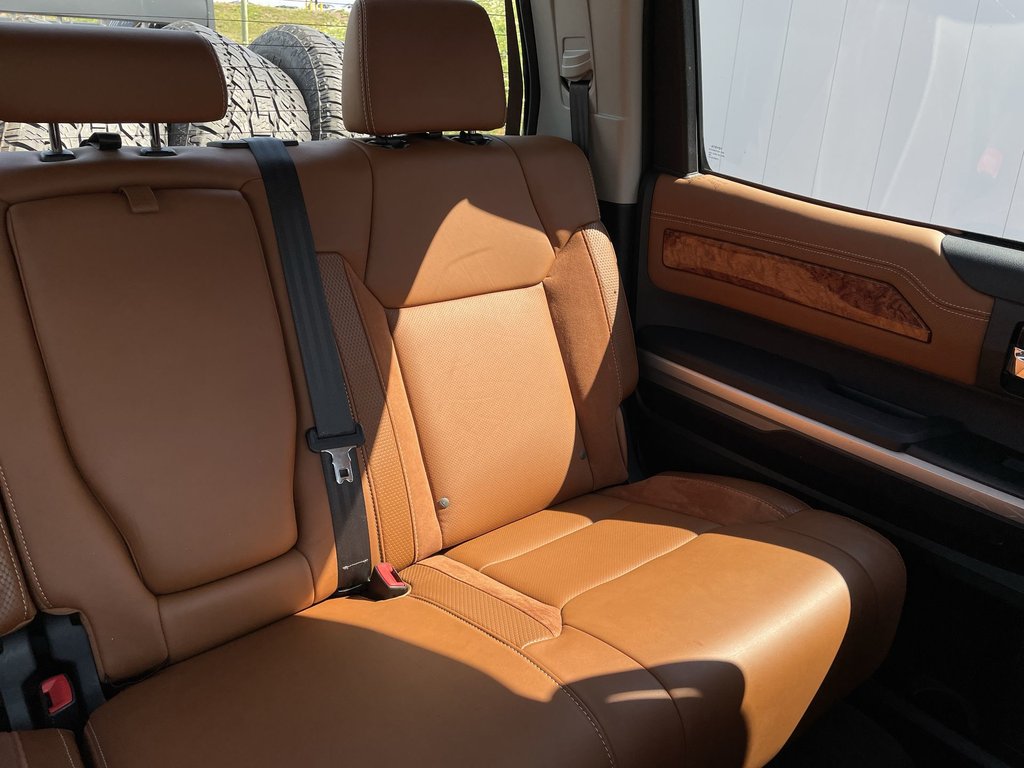 2015 Toyota TUNDRA in Antigonish, Nova Scotia - 12 - w1024h768px