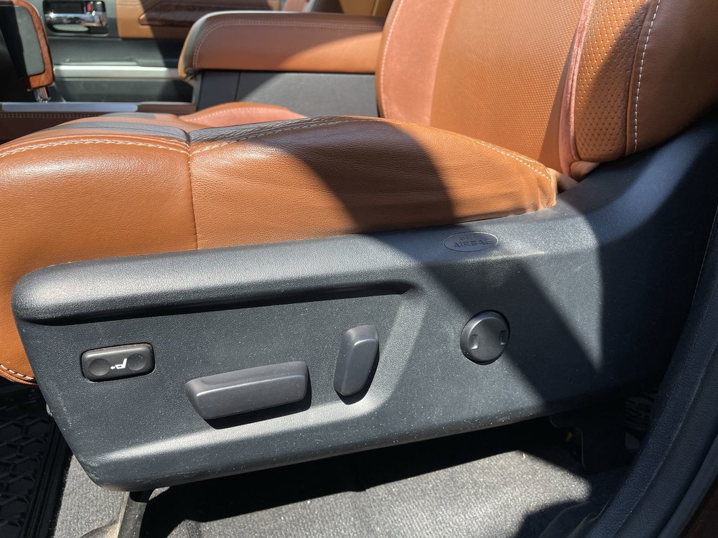 2015 Toyota TUNDRA in Antigonish, Nova Scotia - 20 - w1024h768px