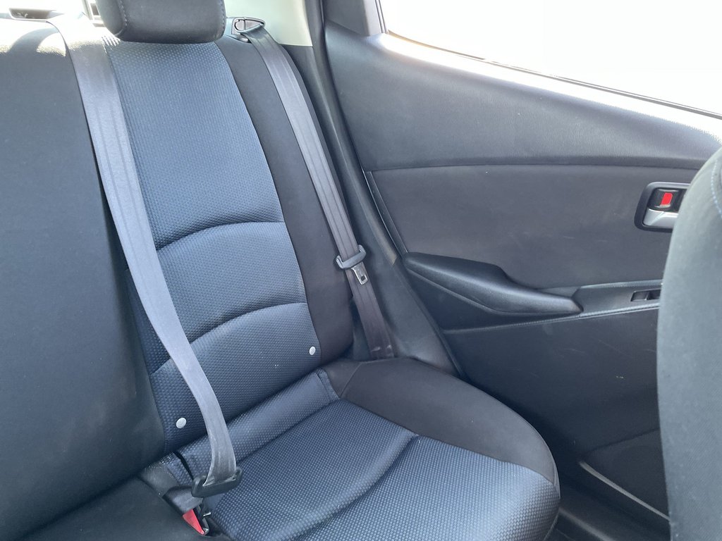 2016 Toyota YARIS BASE | Keyless | USB | Power Windows in Saint John, New Brunswick - 12 - w1024h768px