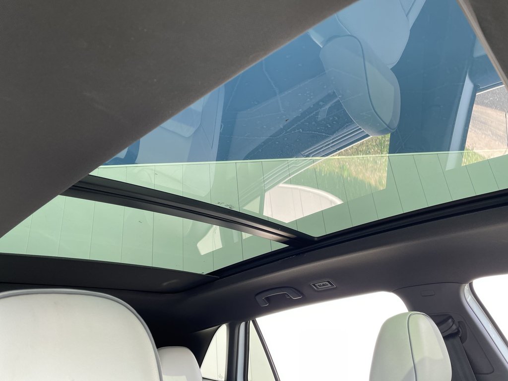 2024 Volkswagen Atlas Cross Sport SEL Premium R-Line|Htd\Cool Lthr|360 Cam|Sunroof in Saint John, New Brunswick - 53 - w1024h768px