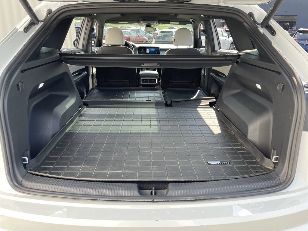 2024 Volkswagen Atlas Cross Sport SEL Premium R-Line|Htd\Cool Lthr|360 Cam|Sunroof in Saint John, New Brunswick - 43 - w1024h768px