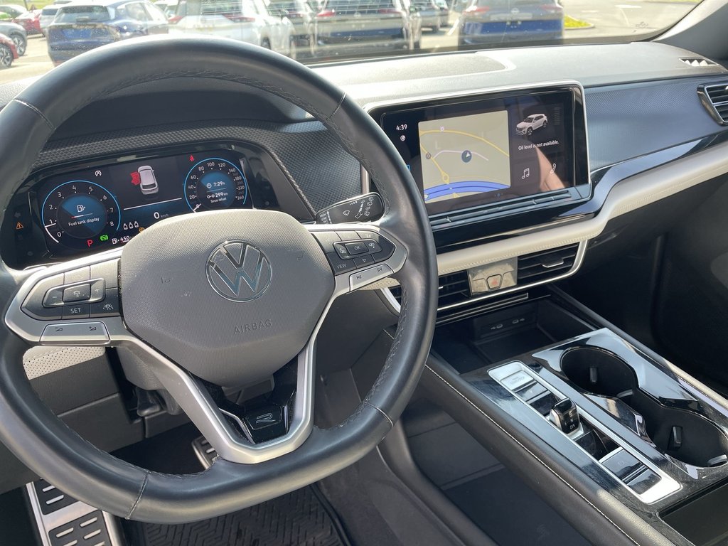 2024 Volkswagen Atlas Cross Sport SEL Premium R-Line|Htd\Cool Lthr|360 Cam|Sunroof in Saint John, New Brunswick - 22 - w1024h768px