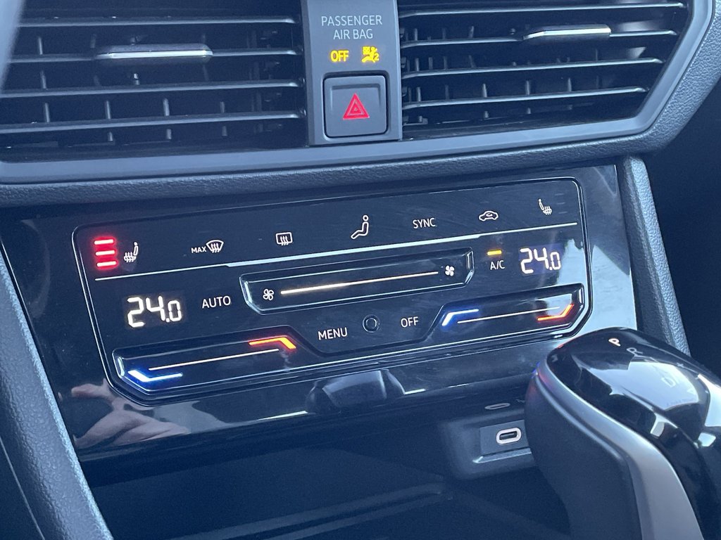 2025 Volkswagen JETTA COMFORTLINE | usb | cam | warranty to 2030 in Saint John, New Brunswick - 33 - w1024h768px