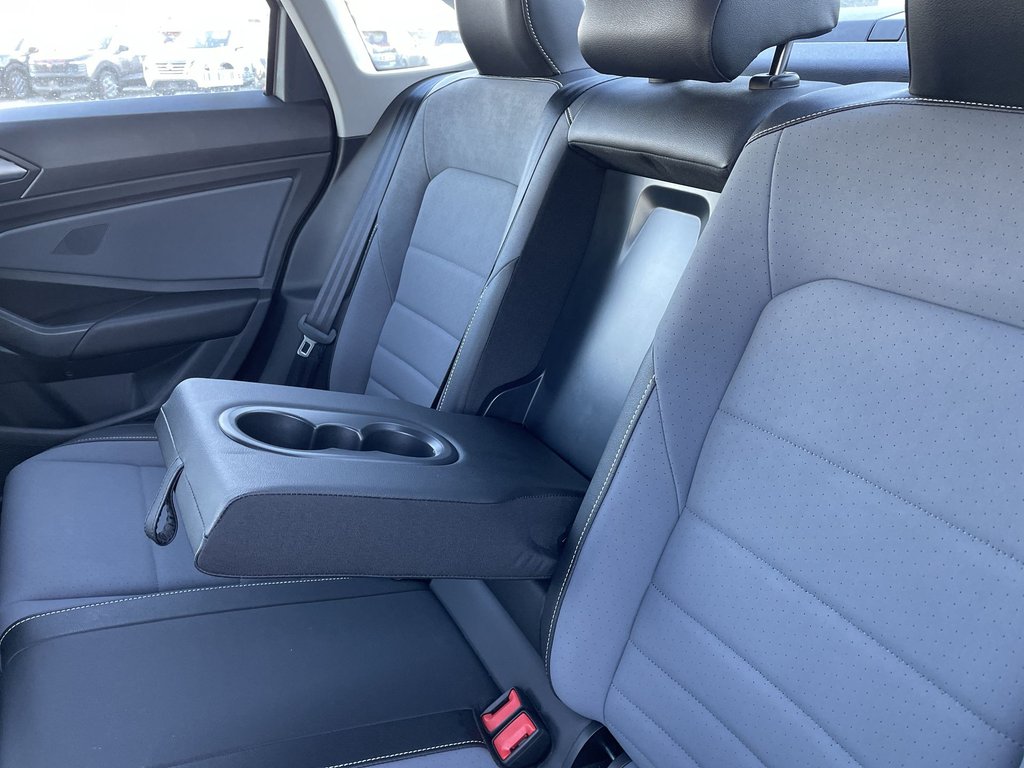 2025 Volkswagen JETTA COMFORTLINE | usb | cam | warranty to 2030 in Saint John, New Brunswick - 39 - w1024h768px