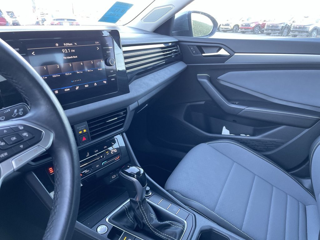 2025 Volkswagen JETTA COMFORTLINE | usb | cam | warranty to 2030 in Saint John, New Brunswick - 11 - w1024h768px