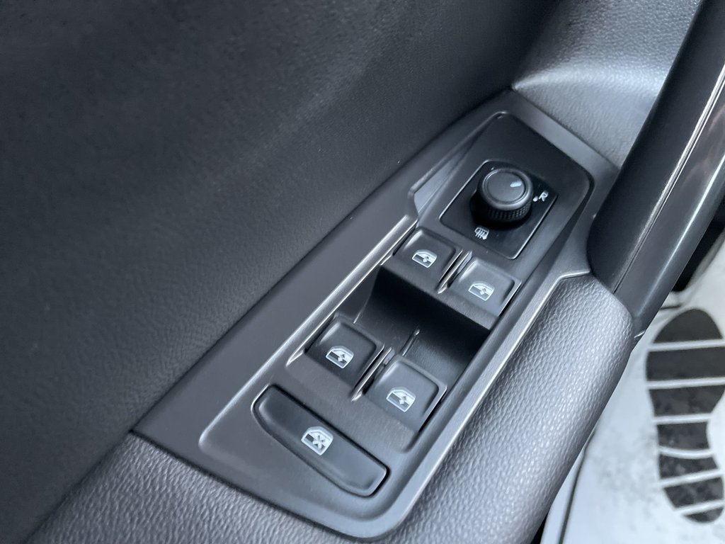 Volkswagen Tiguan Comfortline | Leather | Htd Seats | Backup Camera 2021 à Saint John, Nouveau-Brunswick - 21 - w1024h768px