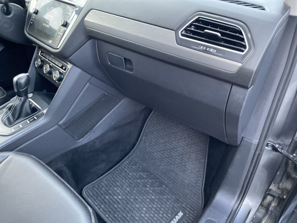 Volkswagen Tiguan Comfortline | Leather | Htd Seats | Backup Camera 2021 à Saint John, Nouveau-Brunswick - 50 - w1024h768px