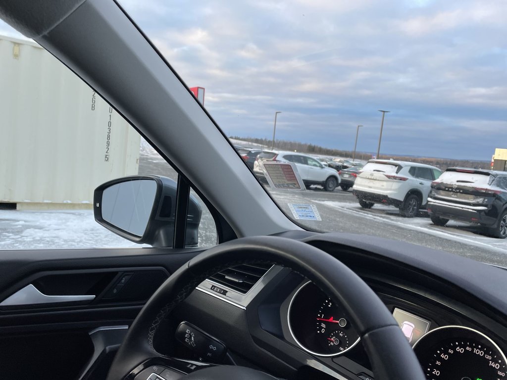 Volkswagen Tiguan Comfortline | Leather | Htd Seats | Backup Camera 2021 à Saint John, Nouveau-Brunswick - 10 - w1024h768px
