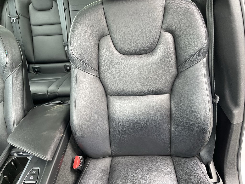2020 Volvo V60 T6 MOMENTUM | Htd Lthr | Panoramic Roof | USB in Saint John, New Brunswick - 18 - w1024h768px