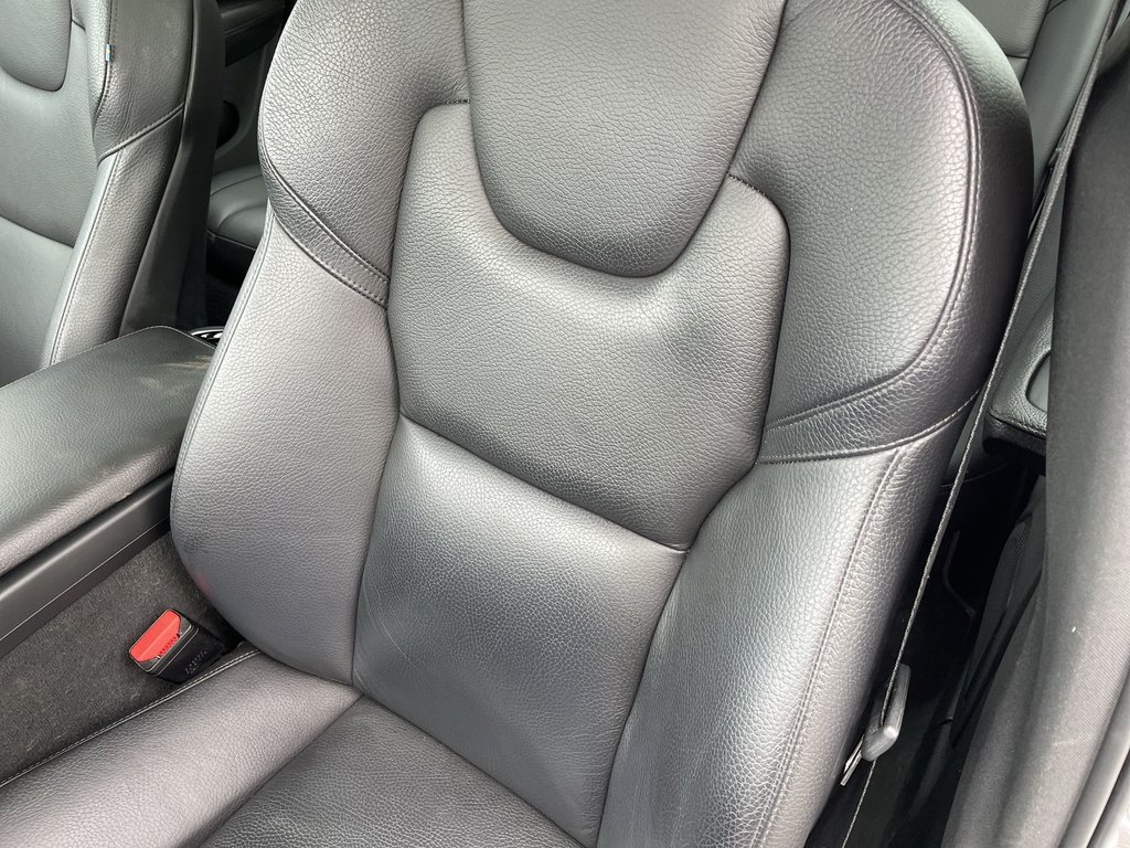 2020 Volvo V60 T6 MOMENTUM | Htd Lthr | Panoramic Roof | USB in Saint John, New Brunswick - 17 - w1024h768px