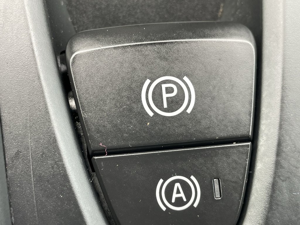 2020 Volvo V60 T6 MOMENTUM | Htd Lthr | Panoramic Roof | USB in Saint John, New Brunswick - 36 - w1024h768px