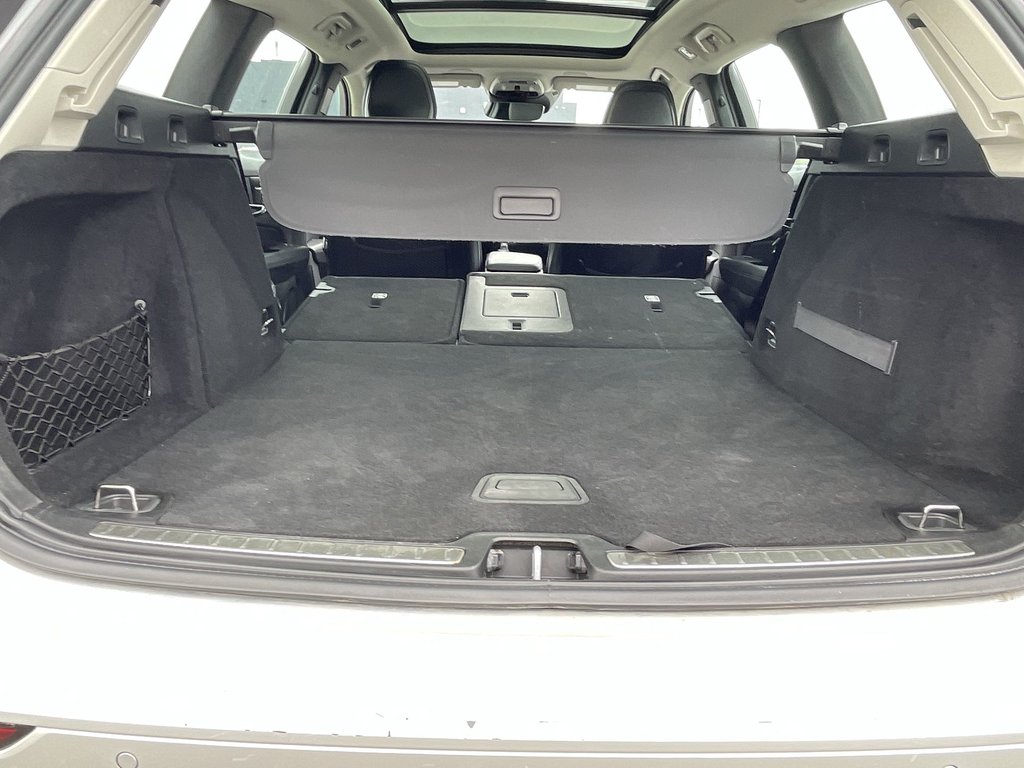 2020 Volvo V60 T6 MOMENTUM | Htd Lthr | Panoramic Roof | USB in Saint John, New Brunswick - 43 - w1024h768px