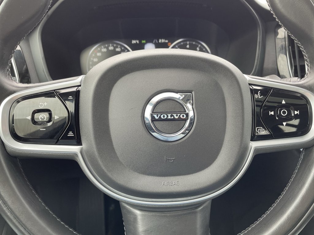 2020 Volvo V60 T6 MOMENTUM | Htd Lthr | Panoramic Roof | USB in Saint John, New Brunswick - 24 - w1024h768px
