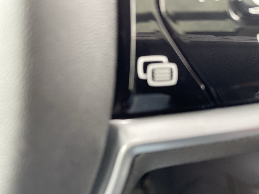 2020 Volvo V60 T6 MOMENTUM | Htd Lthr | Panoramic Roof | USB in Saint John, New Brunswick - 28 - w1024h768px