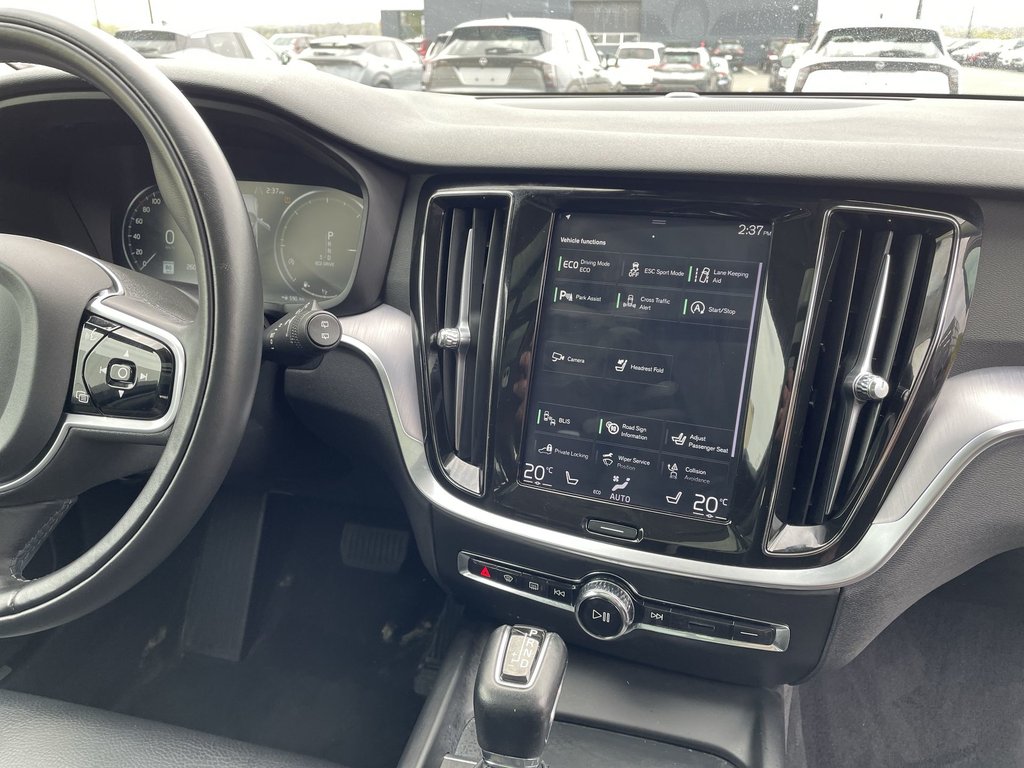 2020 Volvo V60 T6 MOMENTUM | Htd Lthr | Panoramic Roof | USB in Saint John, New Brunswick - 10 - w1024h768px
