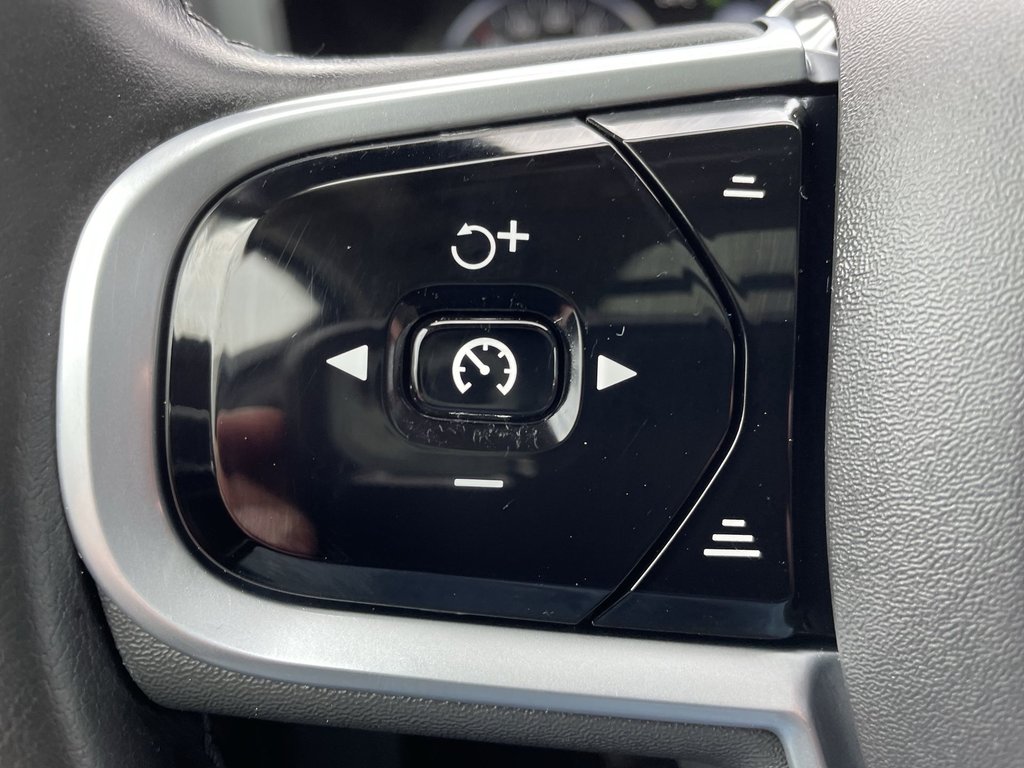 2020 Volvo V60 T6 MOMENTUM | Htd Lthr | Panoramic Roof | USB in Saint John, New Brunswick - 26 - w1024h768px