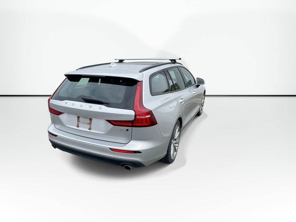 2020 Volvo V60 T6 MOMENTUM | Htd Lthr | Panoramic Roof | USB in Saint John, New Brunswick - 3 - w1024h768px