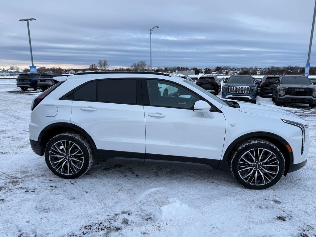 2024 Cadillac XT4 in Bonaventure, Quebec - 3 - w1024h768px