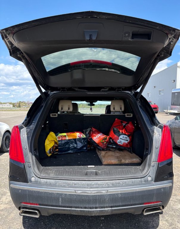 2017 Cadillac XT5 in Bonaventure, Quebec - 6 - w1024h768px