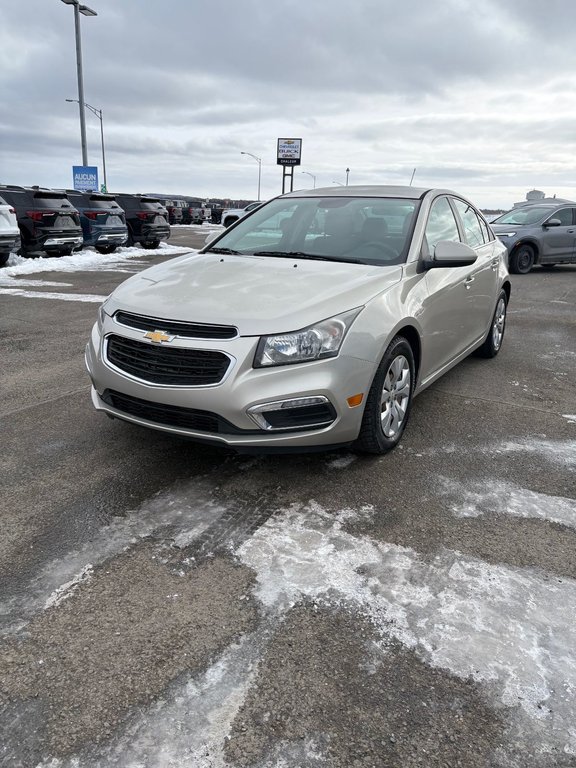 Chevrolet Cruze Limited  2016 à Bonaventure, Québec - 2 - w1024h768px