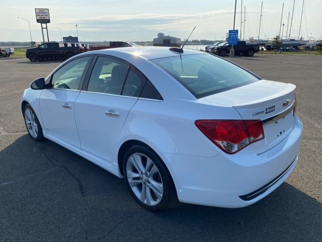 2015 Chevrolet Cruze in Bonaventure, Quebec - 4 - w1024h768px