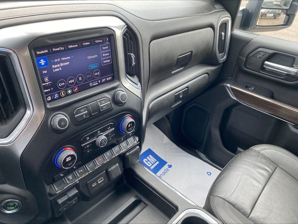 2022 Chevrolet Silverado 2500HD in Bonaventure, Quebec - 5 - w1024h768px