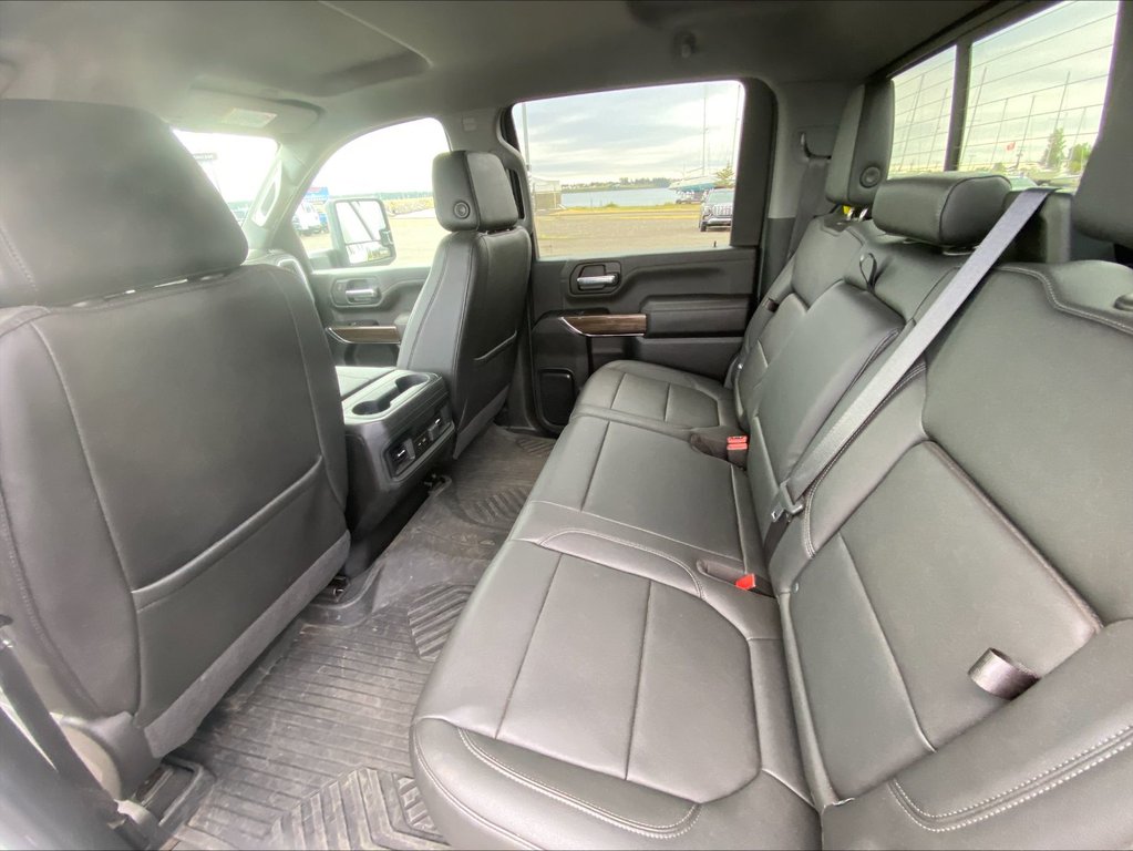 2022 Chevrolet Silverado 2500HD in Bonaventure, Quebec - 7 - w1024h768px