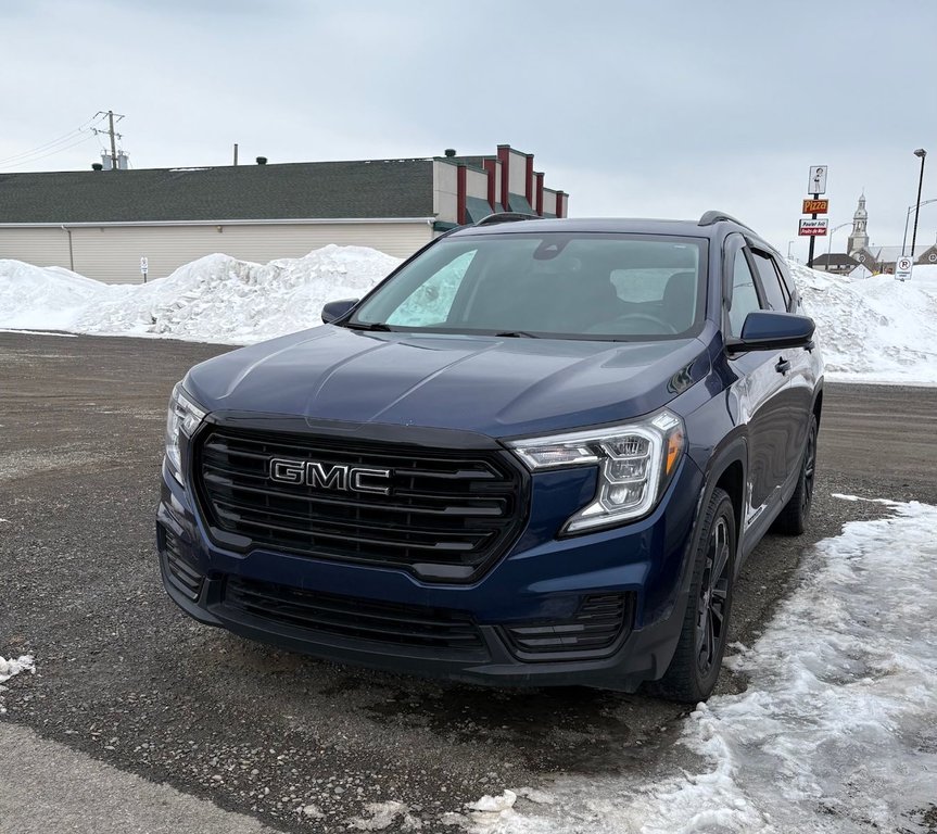 GMC Terrain  2022 à Bonaventure, Québec - 2 - w1024h768px