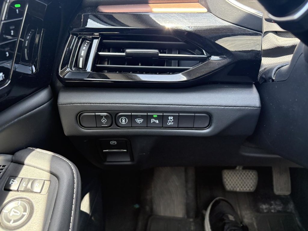 2022 Acura MDX Tech SH- AWD  7 SEATERS I LEATHER I SUNROOF I MAGS I HEATED SEATS I STARTE I CARPLAY in Montréal, Quebec - 12 - w1024h768px