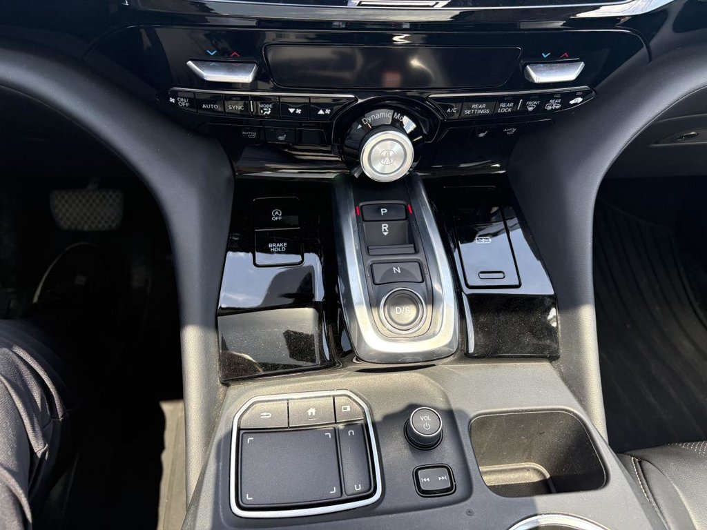 2022 Acura MDX Tech SH- AWD  7 SEATERS I LEATHER I SUNROOF I MAGS I HEATED SEATS I STARTE I CARPLAY in Montréal, Quebec - 9 - w1024h768px