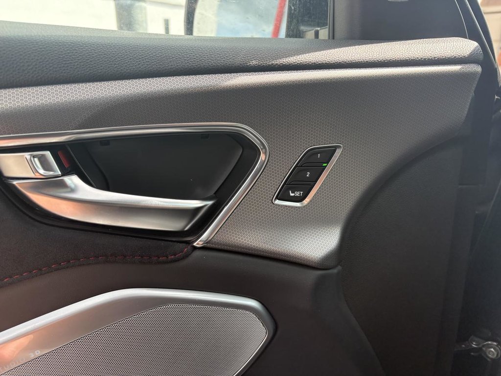 2023 Acura RDX A-Spec AWD LEATHER I HEATED & VENTILATED SEATS I PANORAMIC SUNROOF I STARTER I ACTIVE SECURITY in Montréal, Quebec - 15 - w1024h768px